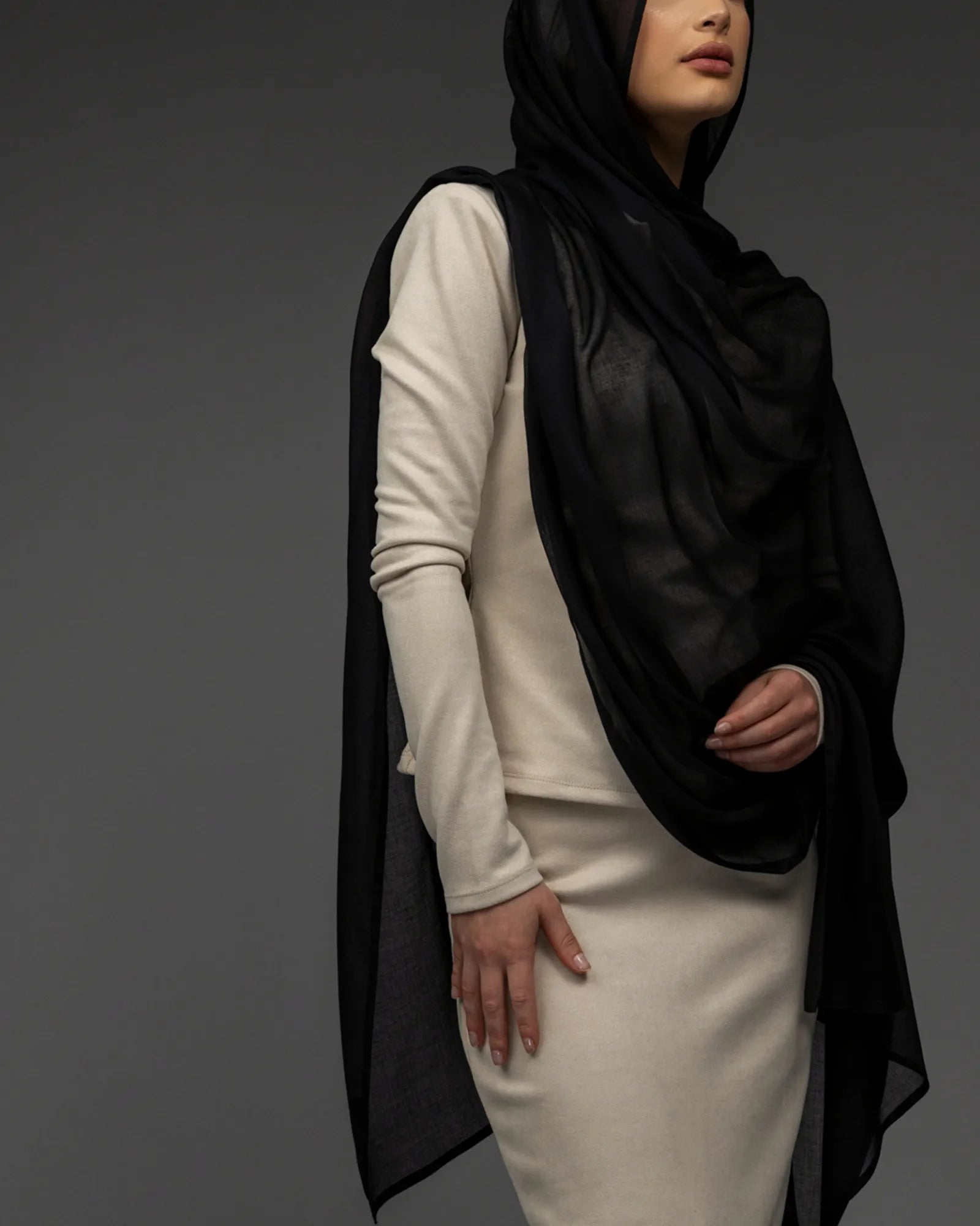 مودال فاخر "أسود"