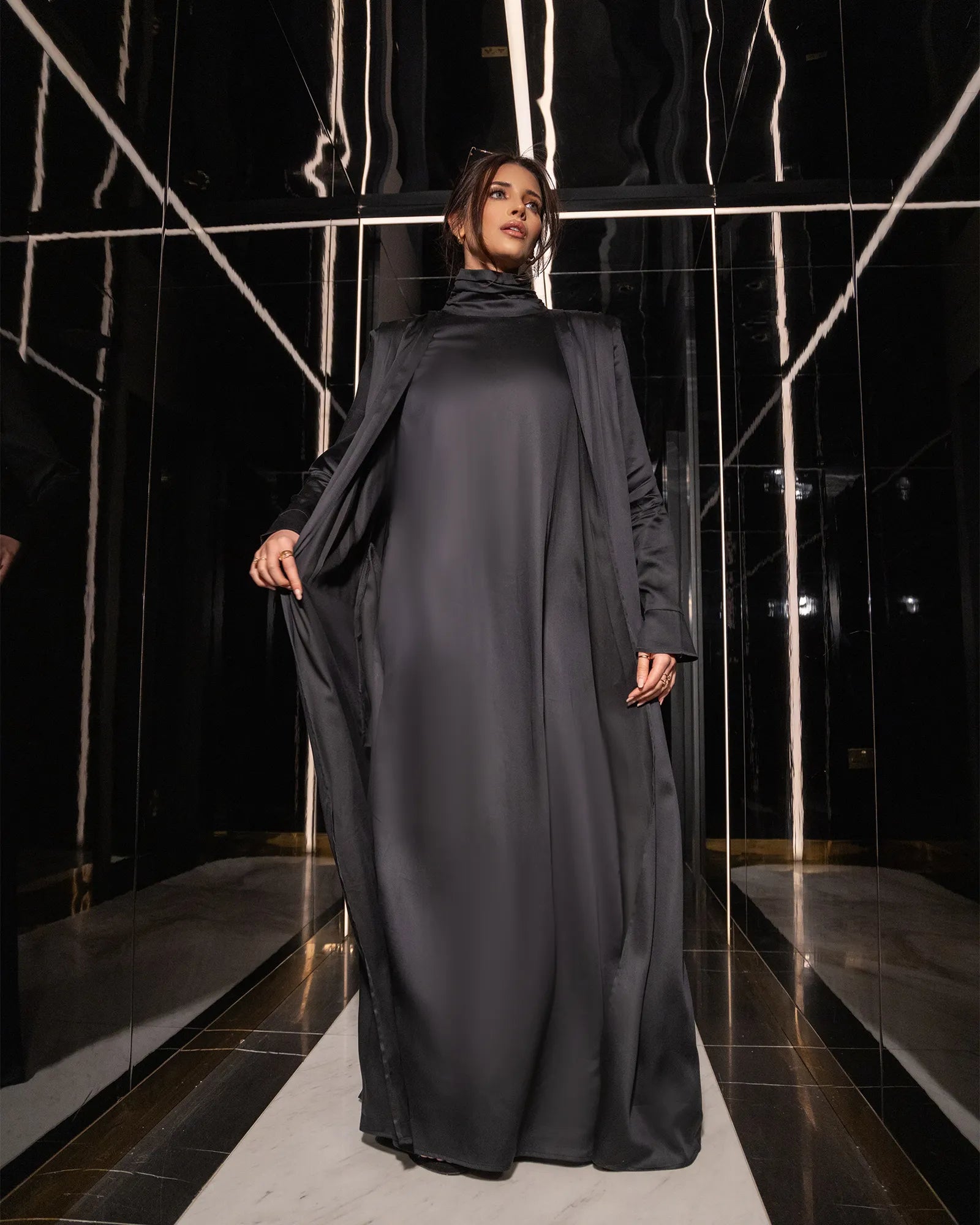 ISOBEL High-Neck Cape Dress 'Black'