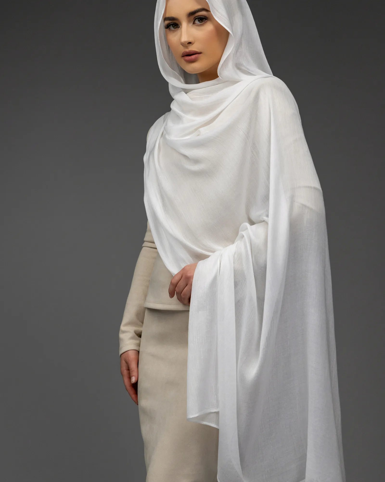 Fine Modal 'Off-White'